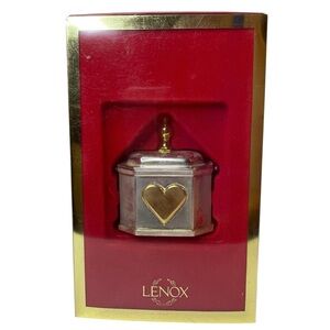 Lenox Mini Heart Box Ornament Silver Plated Kirk Stieff Collection Williamsburg